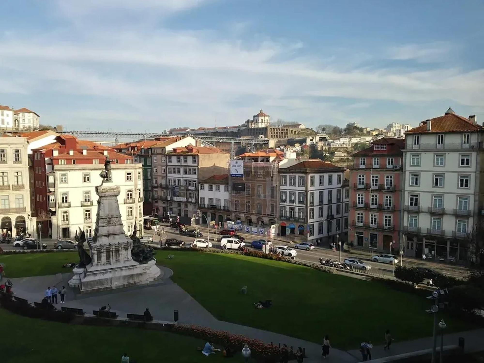 Apartment Stylish In Porto, Balcony. *